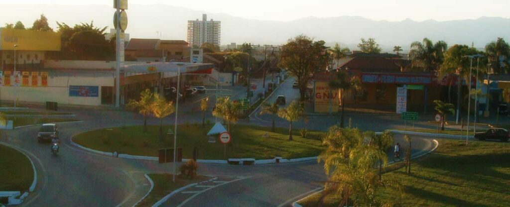 Cidades próximas de Aparecida: Lorena - Foto: klaudyots – Wikimedia Commons