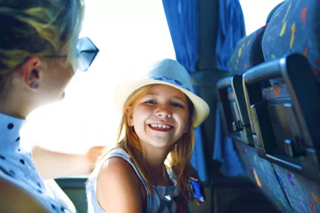 Viagem de ônibus com crianças: preparando-se para viajar com conforto e segurança