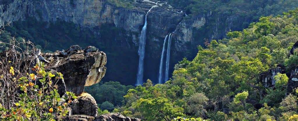 Cachoeira na Chapada dos Veadeiros GO Destino para viajante negro Cachoeira na Chapada dos Veadeiros GO