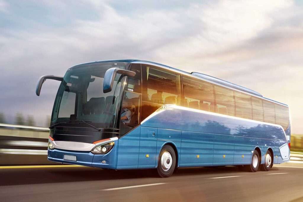 Dicas pra curtir a viagem de ônibus como um expert